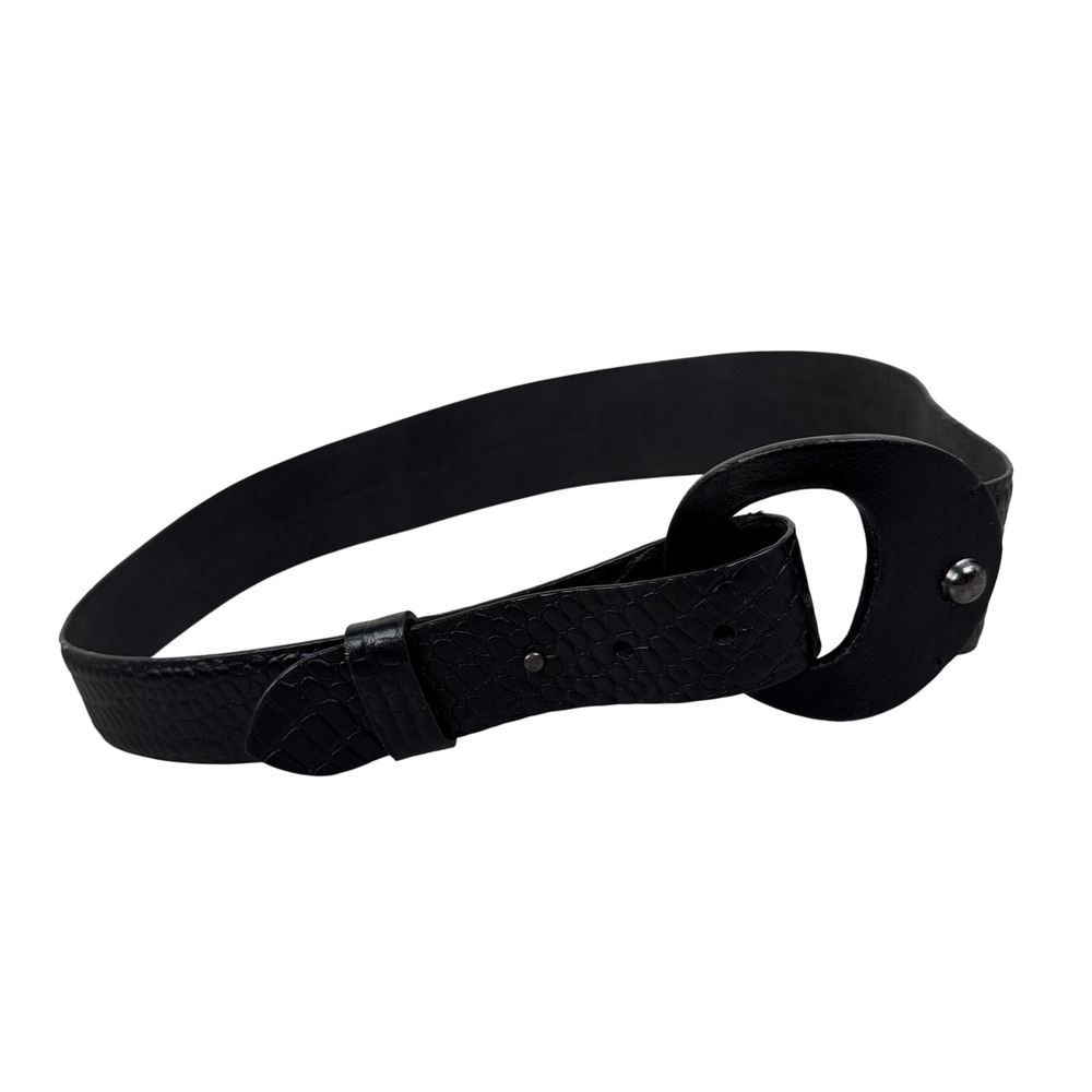 Chicos Belt Womens 35-36.5 Black Crocodile Embossed Stud Closure Tapered Edge